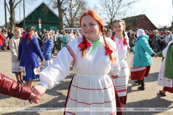 Уникальный старинный обряд прошёл в Брестской области. Фоторепортаж Уникальный старинный обряд прошёл в Брестской области. Фоторепортаж