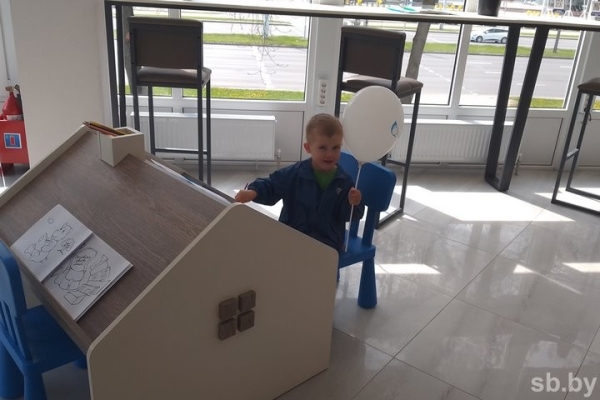 В Бресте открыли обновленное отделение почтовой связи