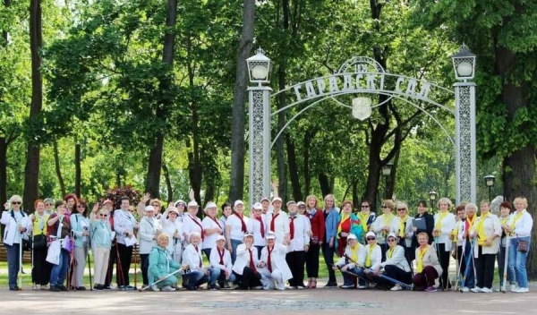 Слет любителей скандинавской ходьбы прошел в Бресте