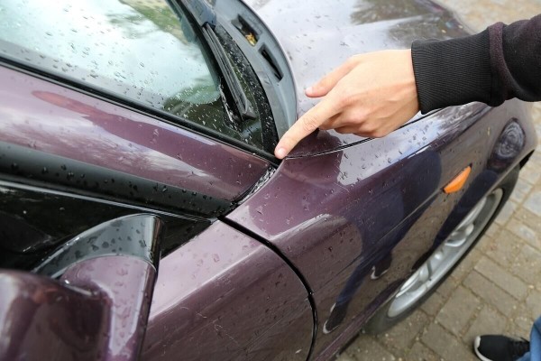 Заплатил за покраску почти $2 300, но остался недоволен. Владелец BMW E46 о конфликте с СТО Заплатил за покраску почти $2 300, но остался недоволен. Владелец BMW E46 о конфликте с СТО