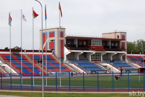 В Барановичах после реконструкции открылся городской футбольный стадион В Барановичах после реконструкции открылся городской футбольный стадион