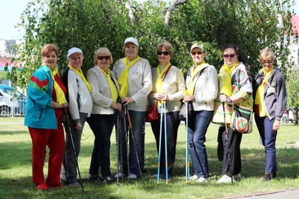 Слет любителей скандинавской ходьбы прошел в Бресте