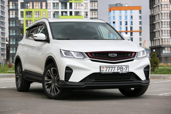 $3 000 за пять семёрок. Пообщались с владельцами «блатных» номеров