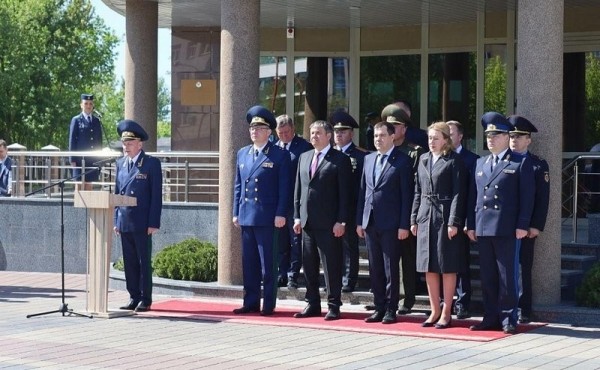 Памятный знак погибшим в годы войны прокурорам открыли в Бресте Памятный знак погибшим в годы войны прокурорам открыли в Бресте