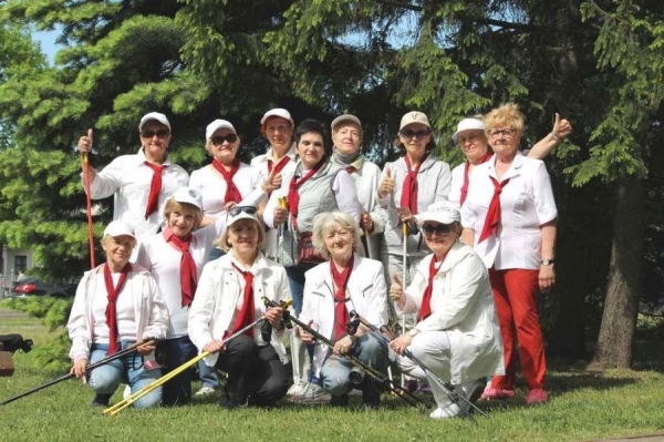 Слет любителей скандинавской ходьбы прошел в Бресте