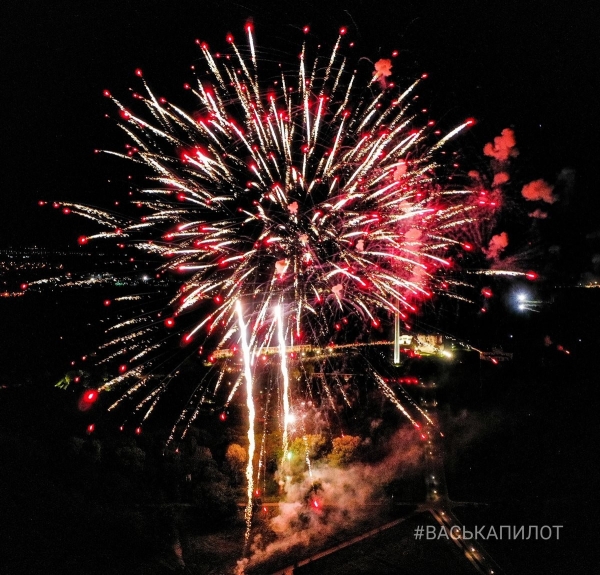 Сегодняшний салют в Бресте. Фото и видео