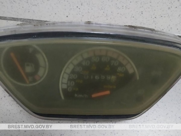 В Дрогичине 22-летний парень похищал вещи и запчасти из транспортных средств на стоянке В Дрогичине 22-летний парень похищал вещи и запчасти из транспортных средств на стоянке