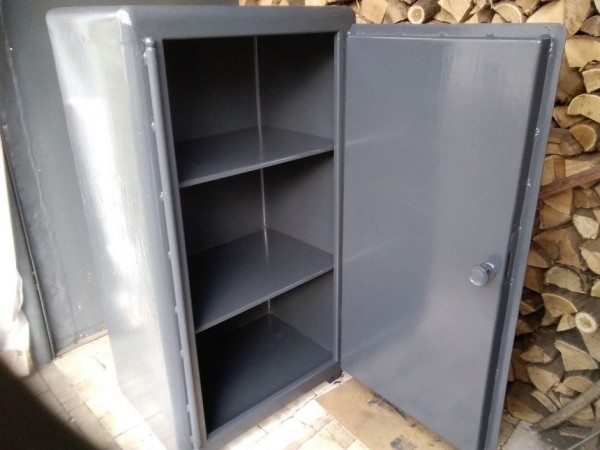 Штраф за упорство и замочная скважина в днище. Веселые истории из жизни автомобилистов