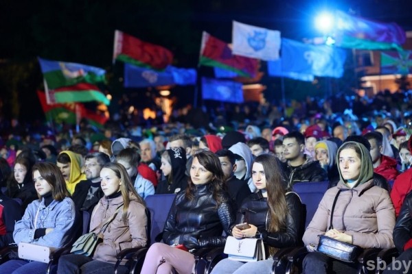 Здесь началась война. В Брестской крепости почтили память героев ВОВ