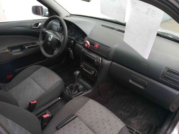 УАЗы по $400, а Skoda — за $4 тысячи. МВД распродаёт старый автопарк УАЗы по $400, а Skoda — за $4 тысячи. МВД распродаёт старый автопарк