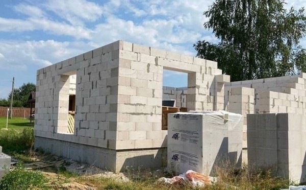 Они уже не силикатные, а золотые! Смотрим на цену блоков Они уже не силикатные, а золотые! Смотрим на цену блоков