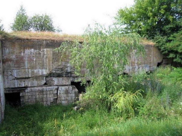 На аукцион выставили часть Брестской крепости. Готовьте 164 000 рублей, и она ваша