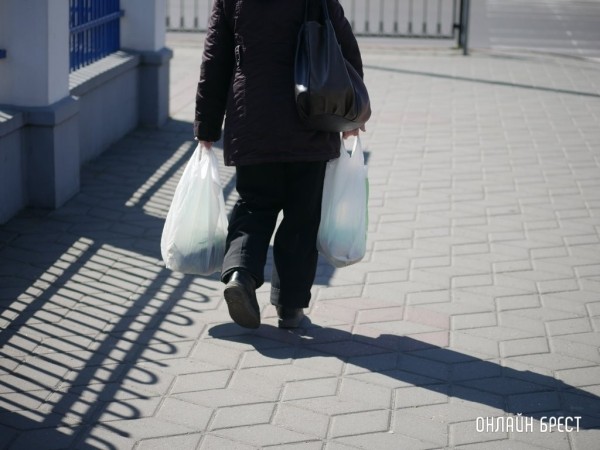 Как живет пенсионерка с доходом 556 рублей Как живет пенсионерка с доходом 556 рублей