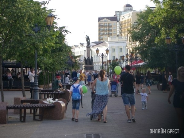 На что белорусские семьи тратят больше всего денег На что белорусские семьи тратят больше всего денег