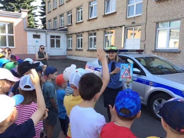 От кибершколы до палаточного лагеря. Чем занимают детей в школьных летних лагерях Бреста От кибершколы до палаточного лагеря. Чем занимают детей в школьных летних лагерях Бреста