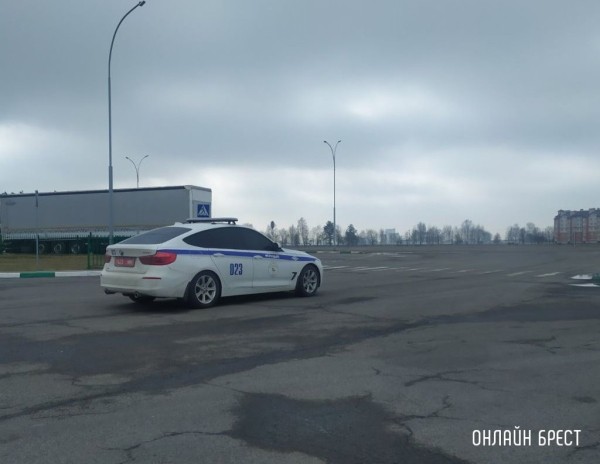 ГАИ объявила об отработке трасс М1 и М4: будут следить и из «гражданских» машин ГАИ объявила об отработке трасс М1 и М4: будут следить и из «гражданских» машин