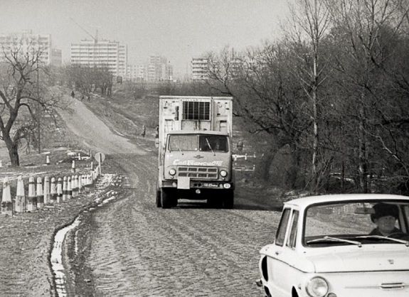 Брест. Вид на Партизанский проспект со стороны старого Гузнянского моста. 70-е годы
Брест. Вид на Партизанский проспект со стороны старого Гузнянского моста. 70-е годы