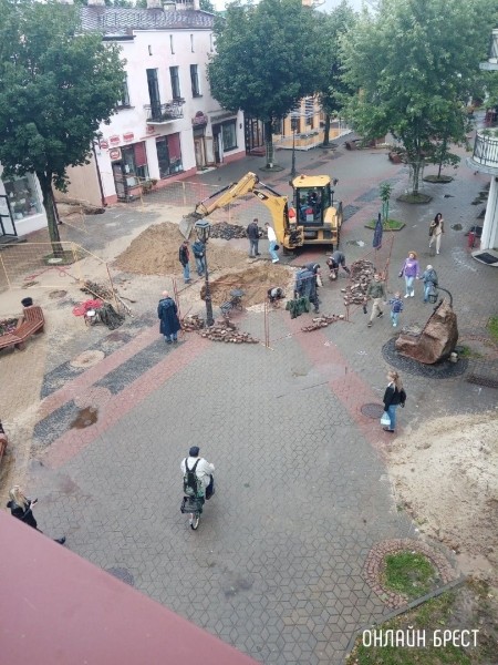 Читатель: Сегодня по Советской в Бресте «бежала» вода
Читатель: Сегодня по Советской в Бресте «бежала» вода