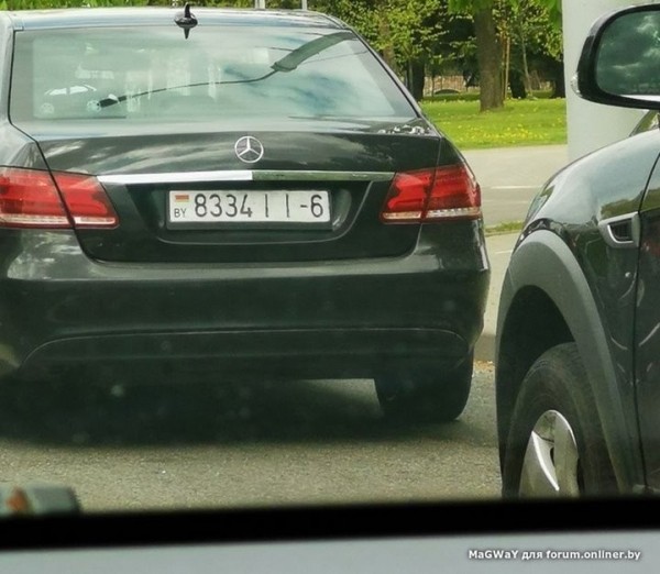 Еще один номер, с которым вроде бы все нормально. Но только издалека