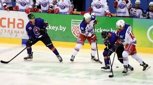 Хоккеисты «Бреста» с победы стартовали в Кубке Салея