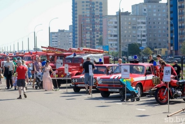 В Бресте открыли ЧМ по пожарно-спасательному спорту
