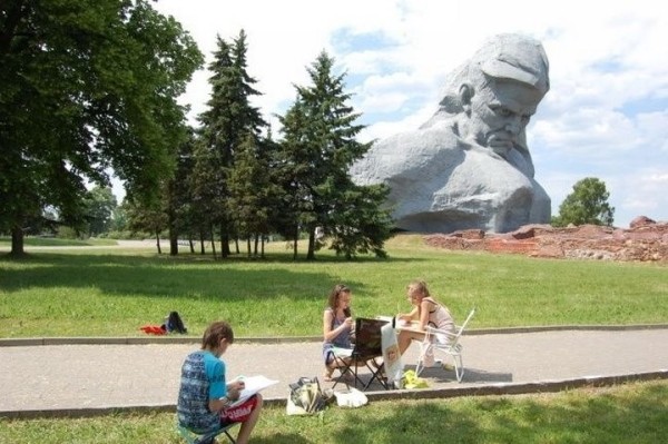 В мемориальном комплексе «Брестская крепость-герой» пройдет выставка детского рисунка