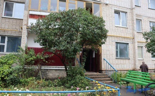Из трехкомнатной квартиры – в «барак». Жителя Брестской области выселили из жилья за долги Из трехкомнатной квартиры – в «барак». Жителя Брестской области выселили из жилья за долги