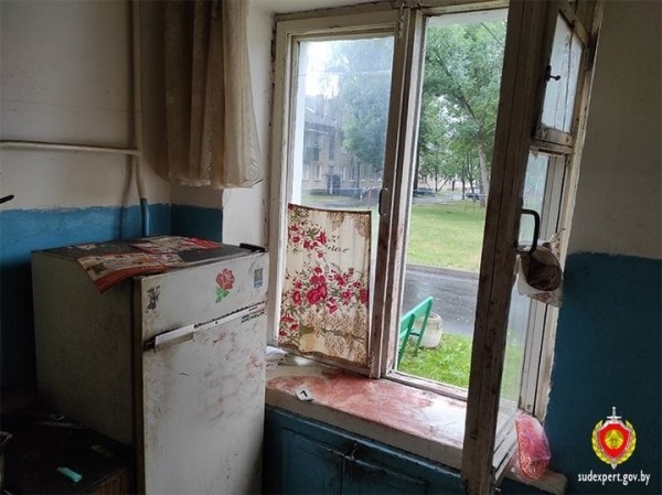 Мужчина проснулся в 4 утра и увидел незнакомца в квартире... Случай в Брестской области