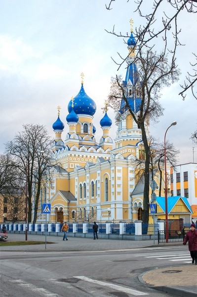 
                Брест, вид на Свято-Николаевскую Братскую церковь
            