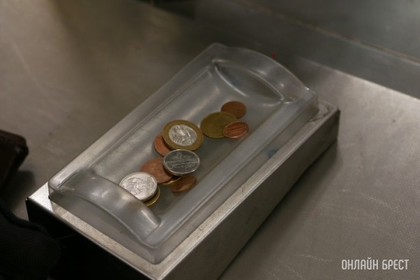 В сети «Доброном» необоснованно завысили цены на товары по 30 позициям ассортимента. Есть задержанные В сети «Доброном» необоснованно завысили цены на товары по 30 позициям ассортимента. Есть задержанные