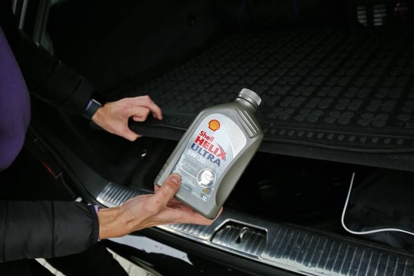 В Грузию на 18-летнем «Мерсе». Белорусы провели в Тбилиси два месяца и делятся впечатлениями