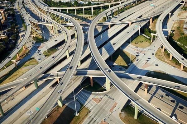 Без навигатора не соваться. 7 необычных автомобильных развязок мира Без навигатора не соваться. 7 необычных автомобильных развязок мира