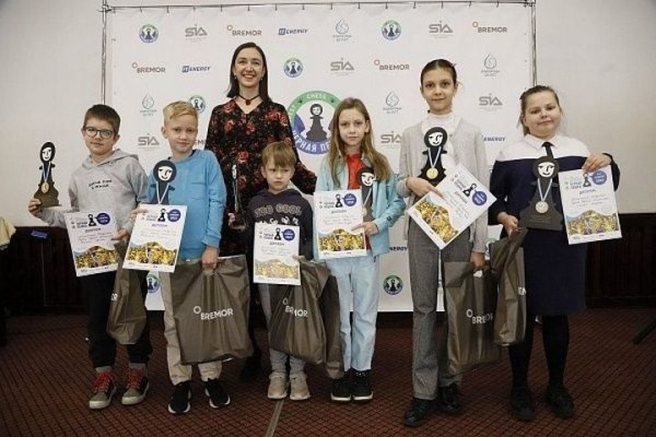 В Бресте проходит международный шахматный фестиваль &laquo;Черная пешка&raquo;