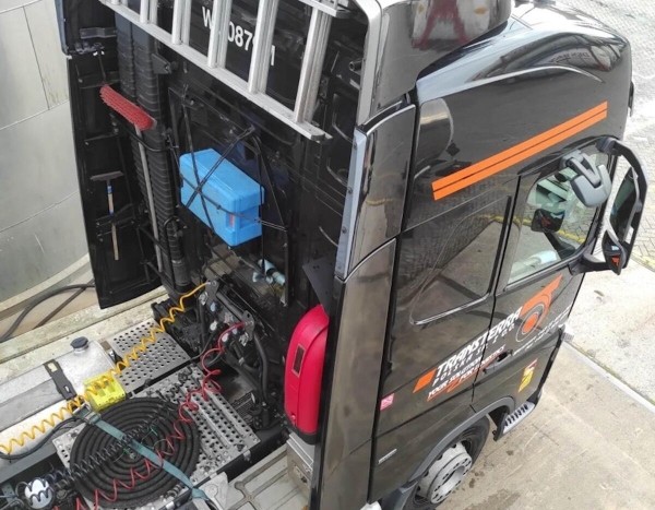 Наташа рулит. Откровения дальнобойщицы из Беларуси о буднях &laquo;неженской&raquo; профессии