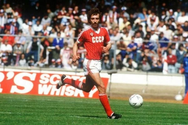 Звезды сошлись. Как белорусские футболисты выступали на Чемпионатах мира?