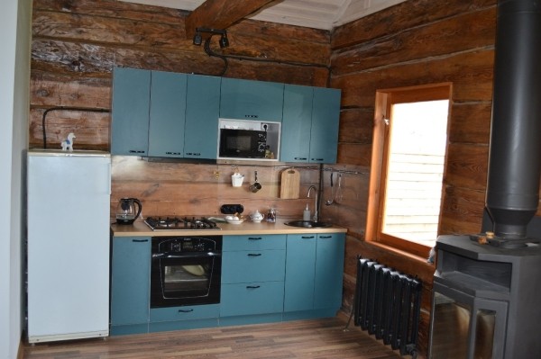 «Когда разбирали сруб, нашли записку из 1951 года». Белорусы показали, какие дома они построили в кризис «Когда разбирали сруб, нашли записку из 1951 года». Белорусы показали, какие дома они построили в кризис