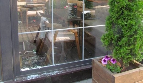 Дебоширу, разгромившему кафе в Барановичах, дали 3 года «химии»