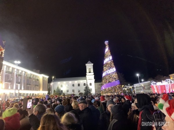 Программа открытия главной елки Бреста: кто выступит