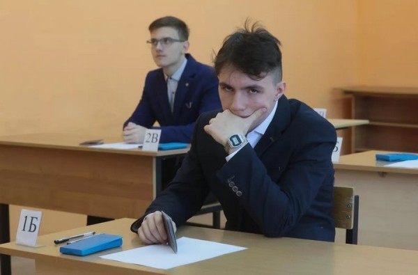 В форме ЦТ или контрольной? Минобр рассказал, как будет выглядеть ЦЭ