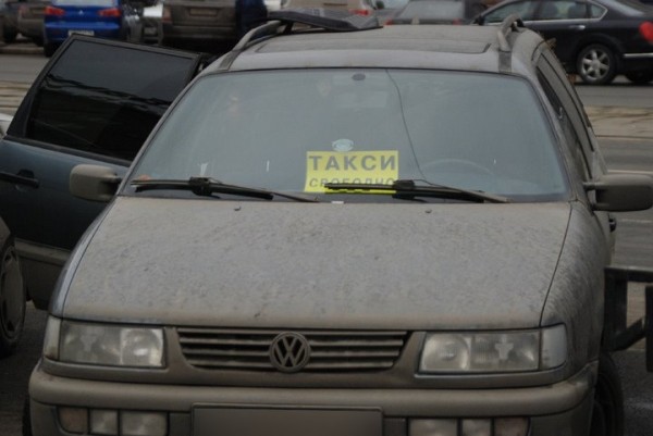 Пассажир такси ошибся адресом и начал буянить. Его приговорили к 150 часам общественных работ