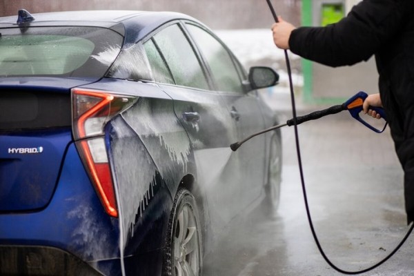 Стоит ли мыть машину в мороз на мойке самообслуживания? Топ-5 советов от владельца такого бизнеса Стоит ли мыть машину в мороз на мойке самообслуживания? Топ-5 советов от владельца такого бизнеса