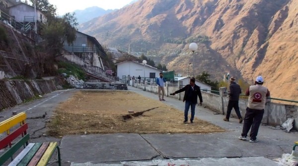 В Индии проваливается под землю целый город. Власти не могут разобраться в причинах