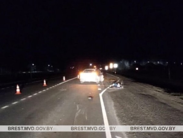 В Брестской области водитель BMW насмерть сбил человека