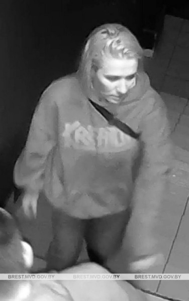 В Бресте милиция устанавливает личность девушки, которая находилась в баре на Советской