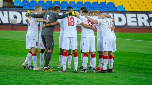 Капитан футбольной сборной Беларуси извинился за проигрыши команды