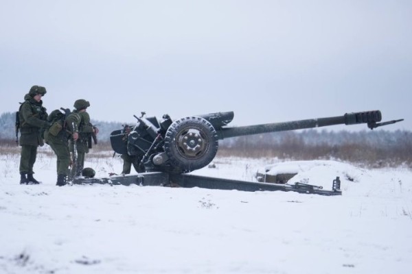 Под Брестом прошли учения с боевой стрельбой Под Брестом прошли учения с боевой стрельбой