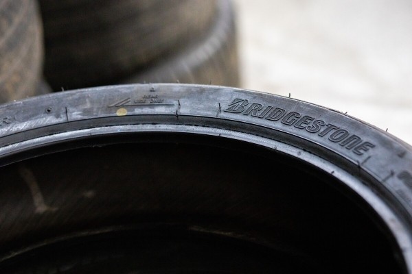 «Немцы отбирают для меня шины». Белорус наладил бизнес по продаже б/у Continental, Pirelli, Bridgestone. Есть спрос? «Немцы отбирают для меня шины». Белорус наладил бизнес по продаже б/у Continental, Pirelli, Bridgestone. Есть спрос?