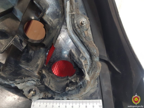 Парень заказал в интернете фонарь и вот что получил. Продавец уверял, что все разбилось во время пересылки Парень заказал в интернете фонарь и вот что получил. Продавец уверял, что все разбилось во время пересылки