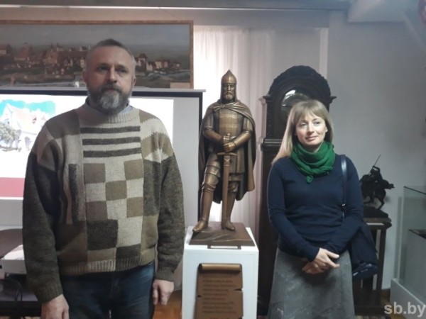 В Бресте презентовали скульптуру воеводы Тита, защитившего город от набега в 1282 году
