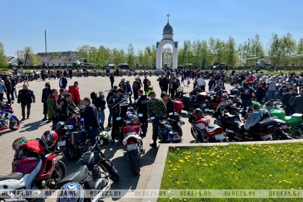 В Березовском районе байкеры открыли мотосезон